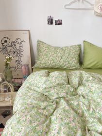 Cream Xia Zhi Ins Floral Vintage Cotton Four-piece Set (Option: Small Spring Buds-1.2m Flat Sheet 3pcs)